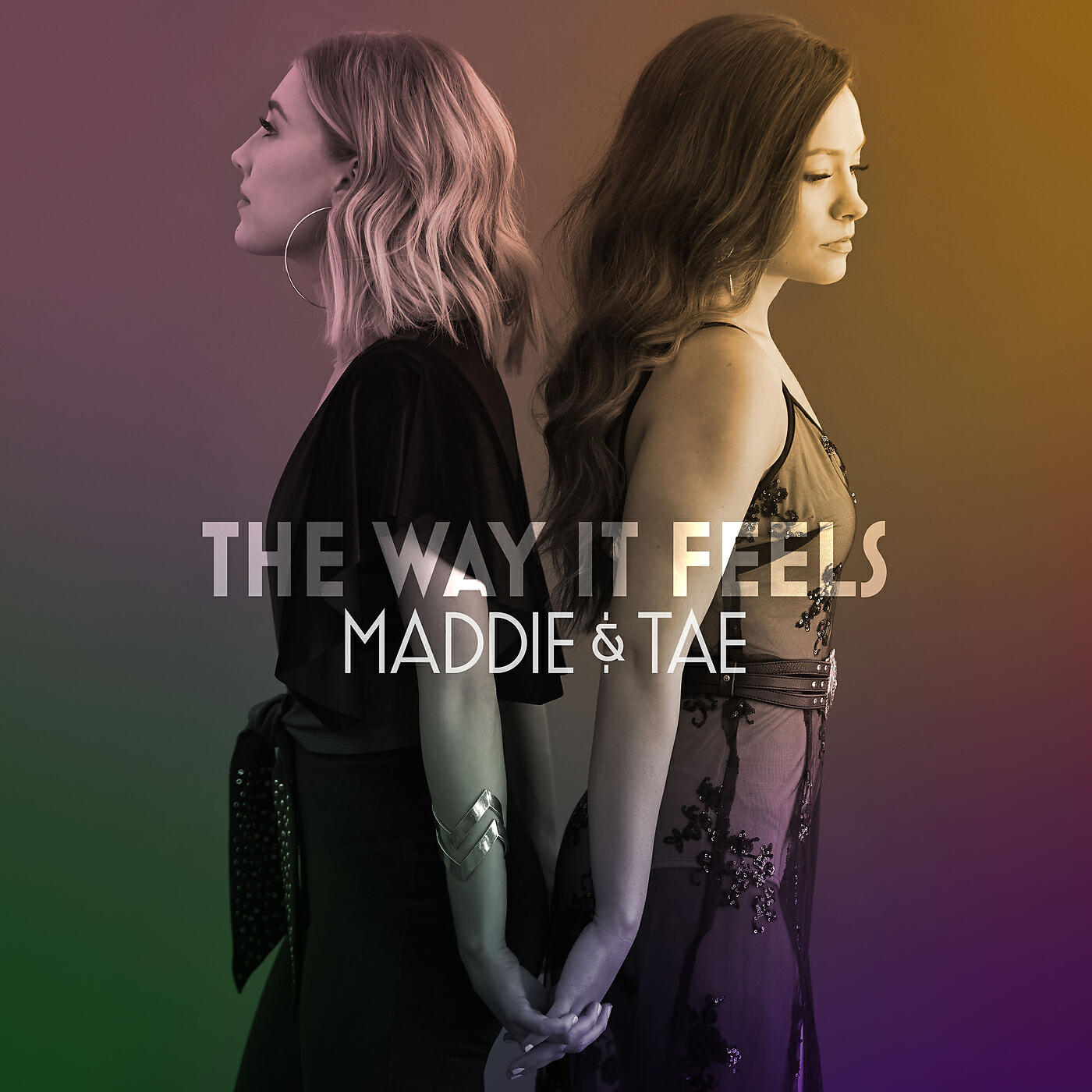 Maddie & Tae - Tourist In This Town